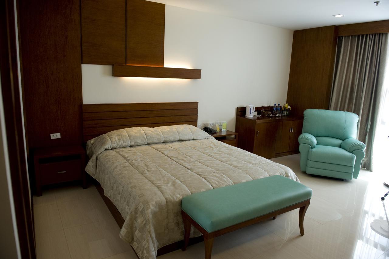 Skinetics Wellness Center Boutique Hotel Iloilo City Buitenkant foto
