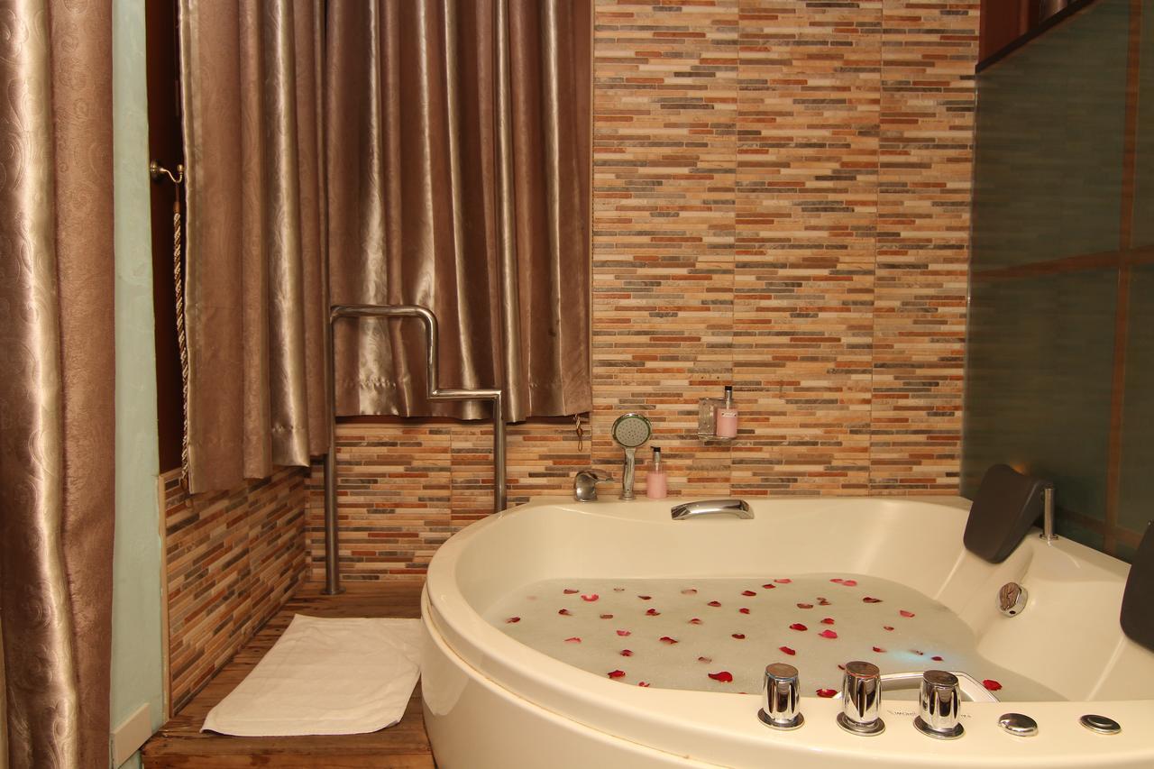 Skinetics Wellness Center Boutique Hotel Iloilo City Buitenkant foto